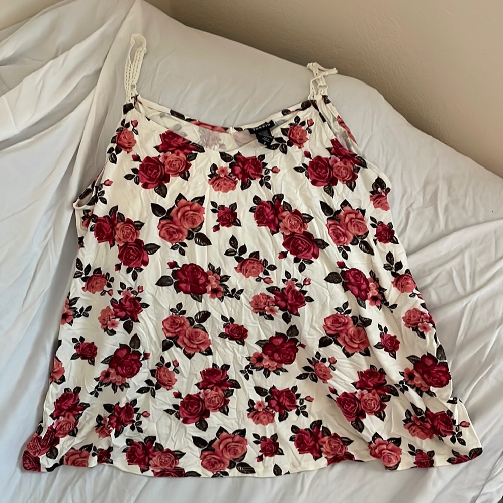 Torrid rose cami size 3